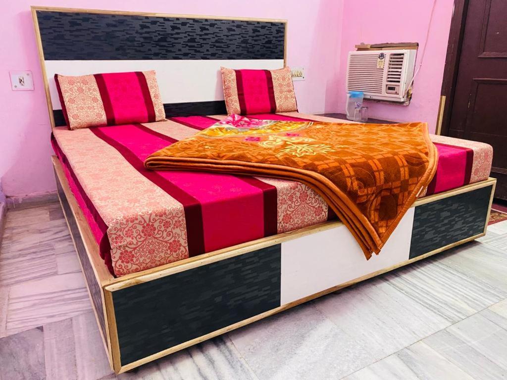Hari Ganga Hotel -Near By Railway Station Haridwar Exterior photo