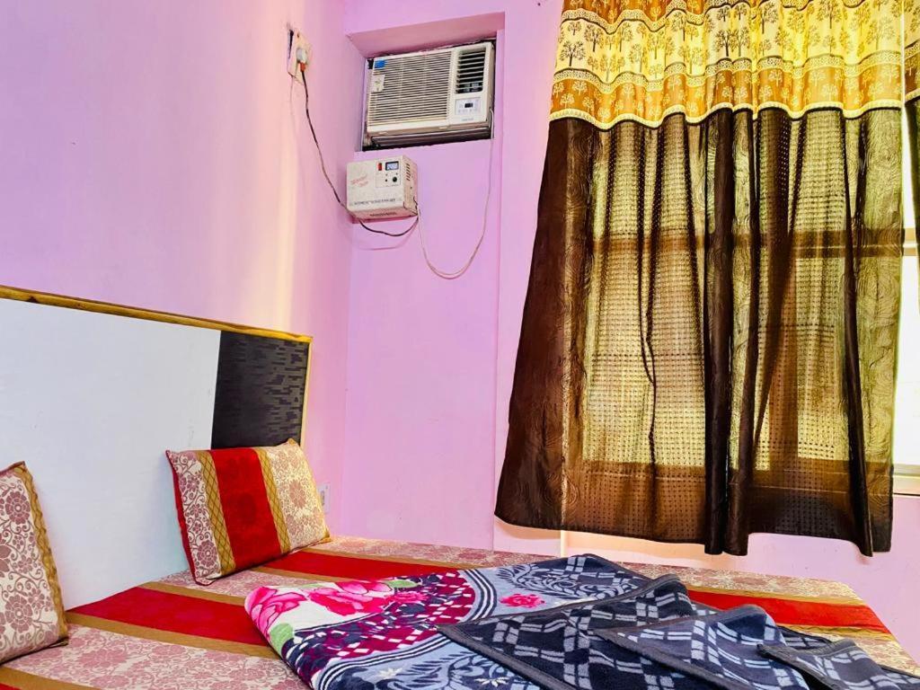 Hari Ganga Hotel -Near By Railway Station Haridwar Exterior photo